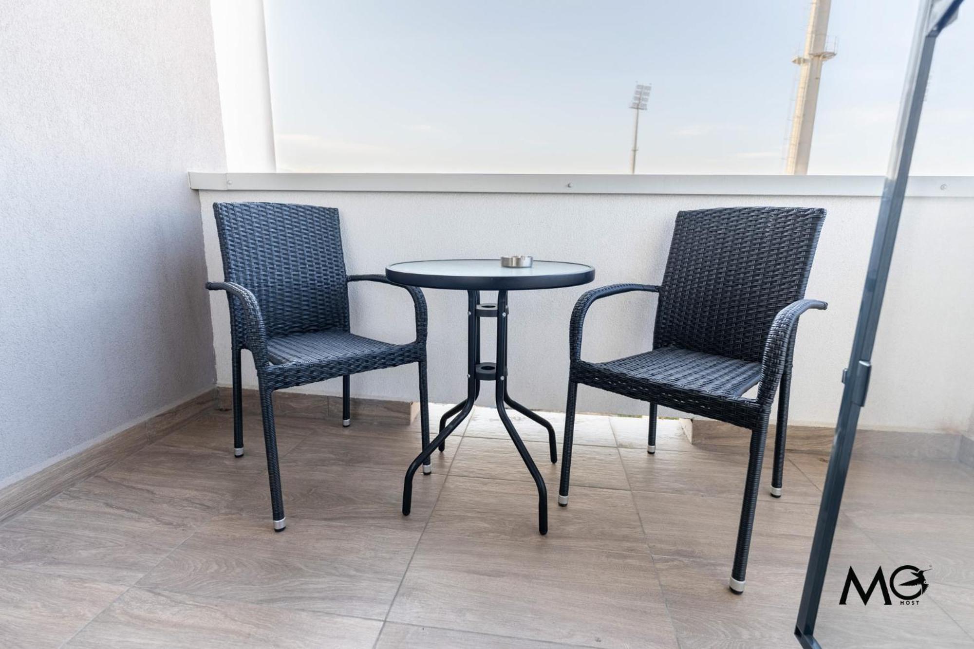 Mohost Pink - Luxurious Mountain View Retreat בראשוב