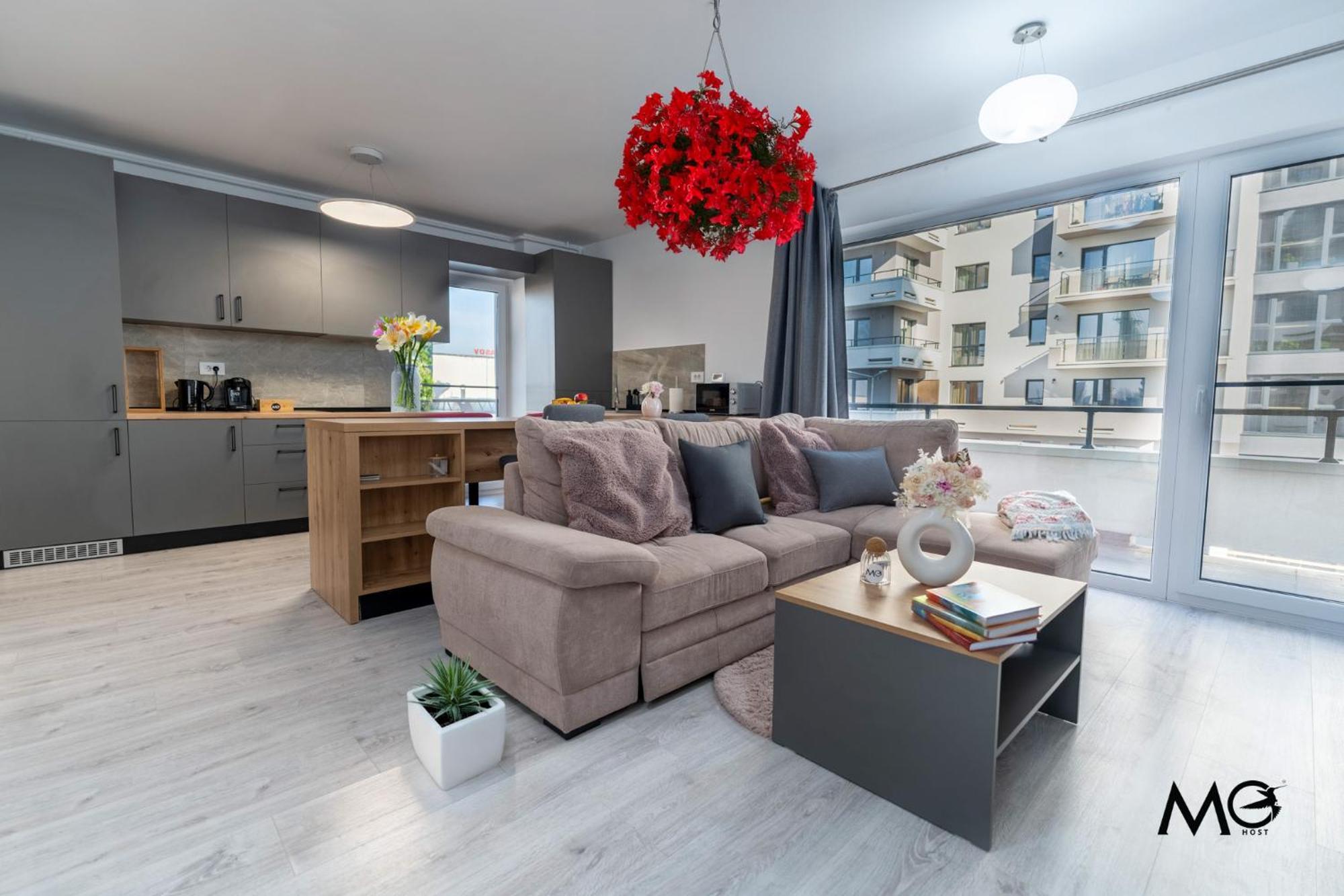 Mohost Pink - Luxurious Mountain View Retreat דירה בראשוב